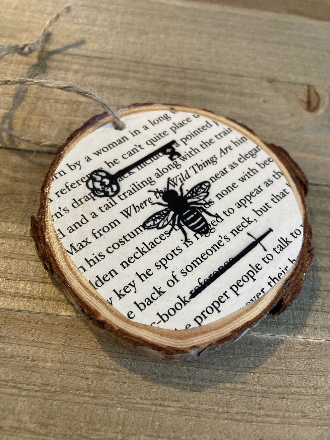 Starless Sea Key Bee Sword Wood Slice Ornament